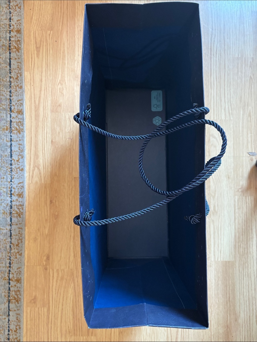 Limited edition Gucci Celestial constellation large shopping gift bag with rope - Picture 3 of 6